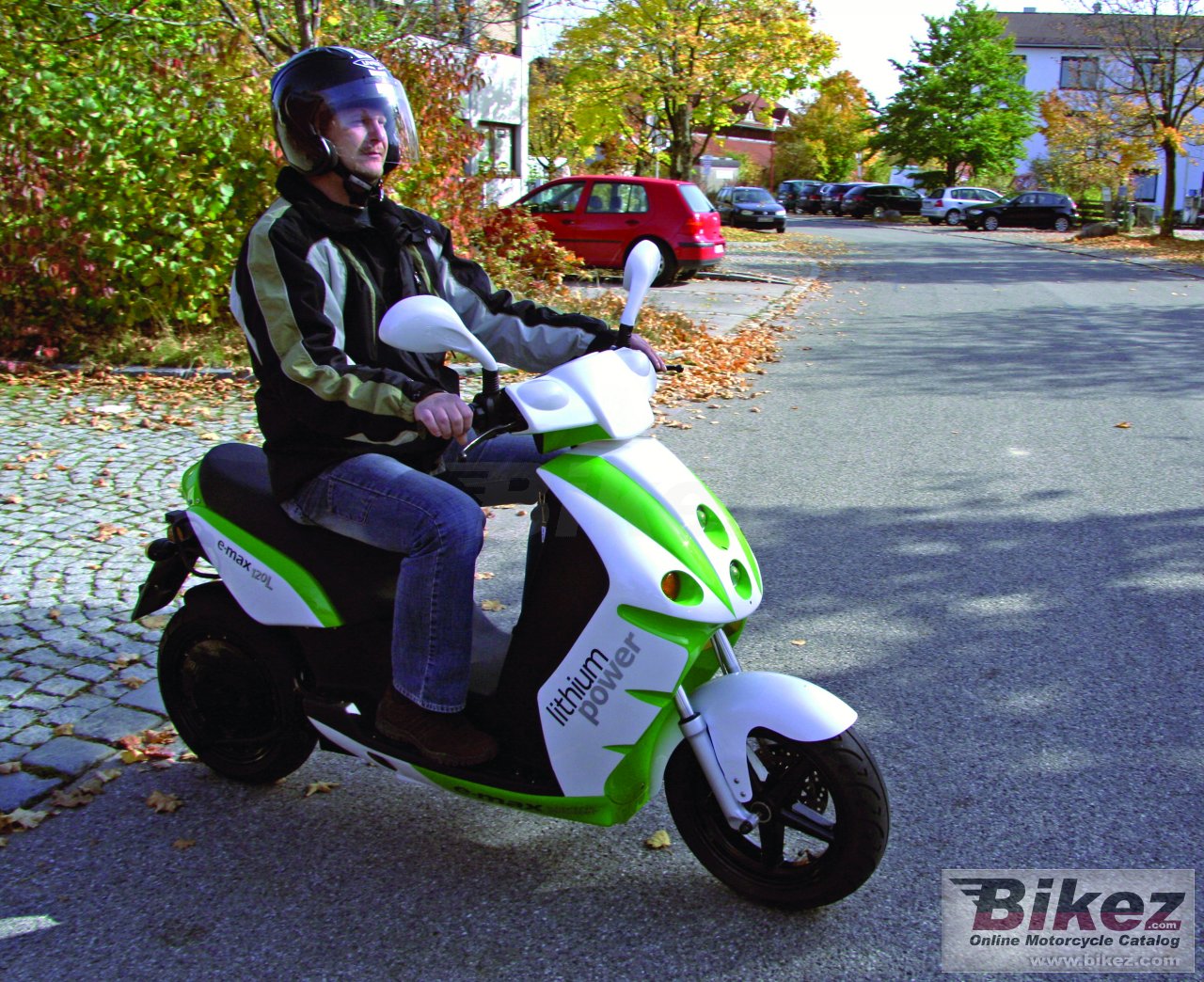 Big E-max 120l picture and wallpaper from Bikez.com
